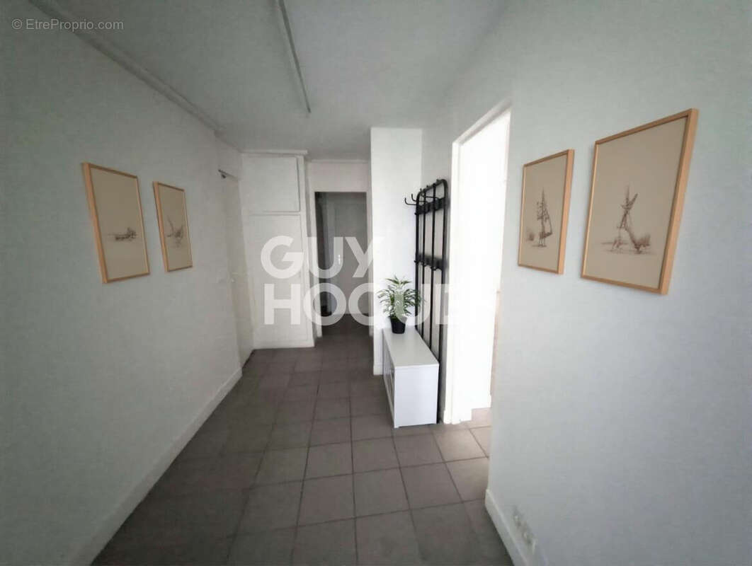 Commerce à PARIS-17E