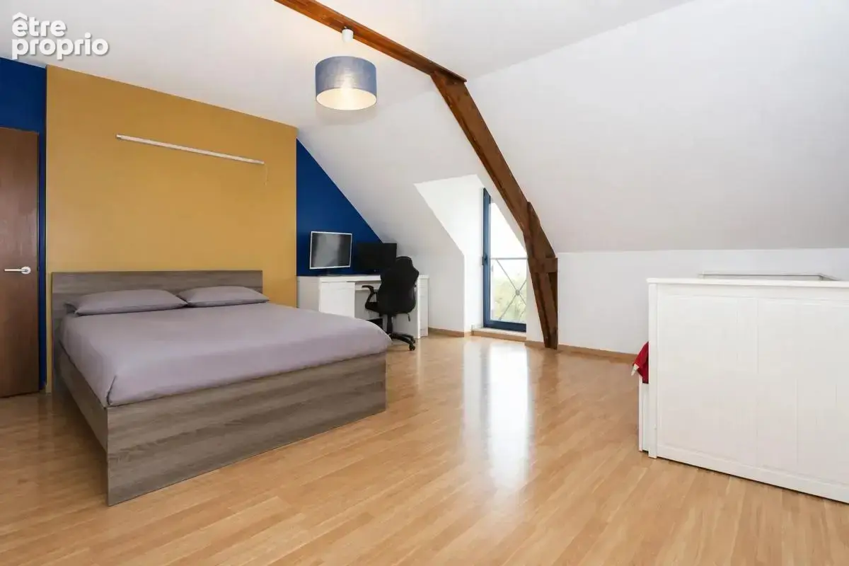 Maison de 194 m2 - 5 pièces - Martigné-Ferchaud - photo 7