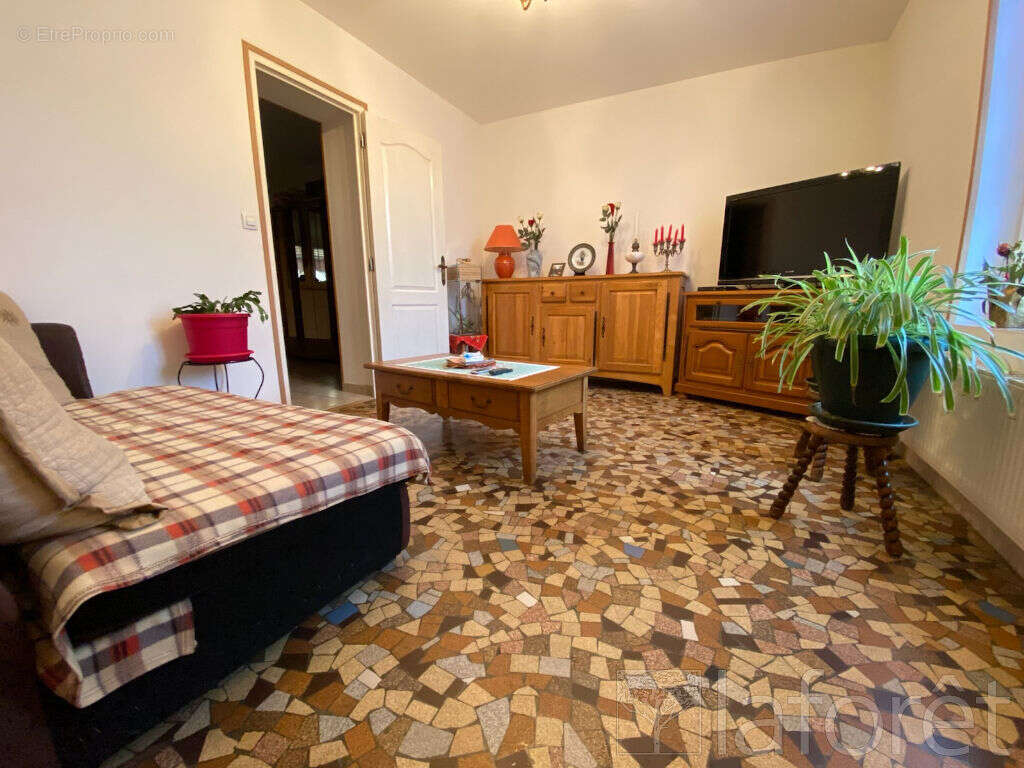 Maison 3 pièce(s) 100 m2 - photo 2