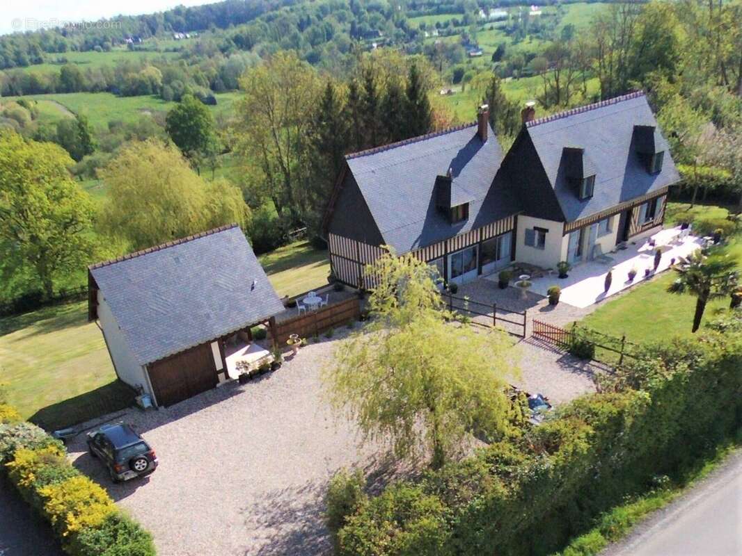 Maison à PONT-L'EVEQUE