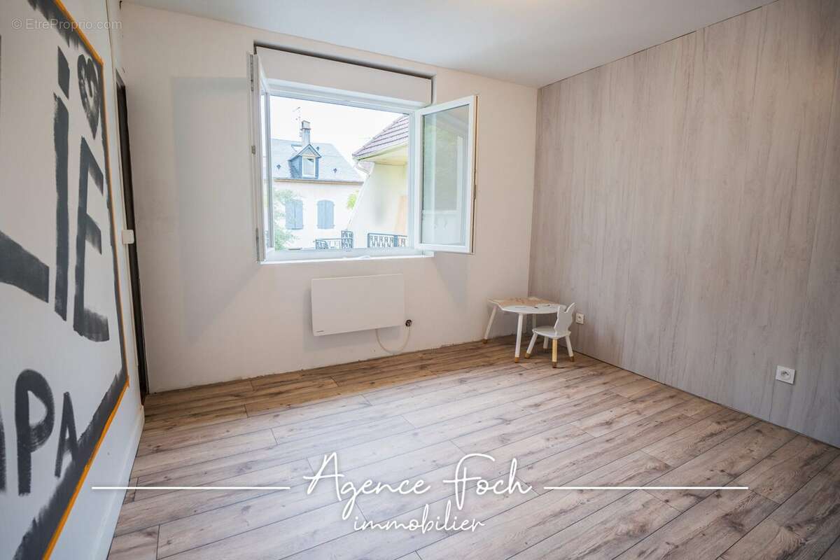 Maison 99 m² à Tarbes  - photo 6