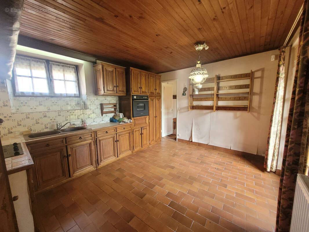 Maison à AUNAY-SOUS-AUNEAU