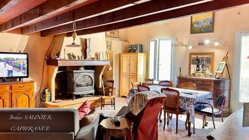 Maison de campagne à vendre 7 pièces GARREVAQUES (81) - photo 8