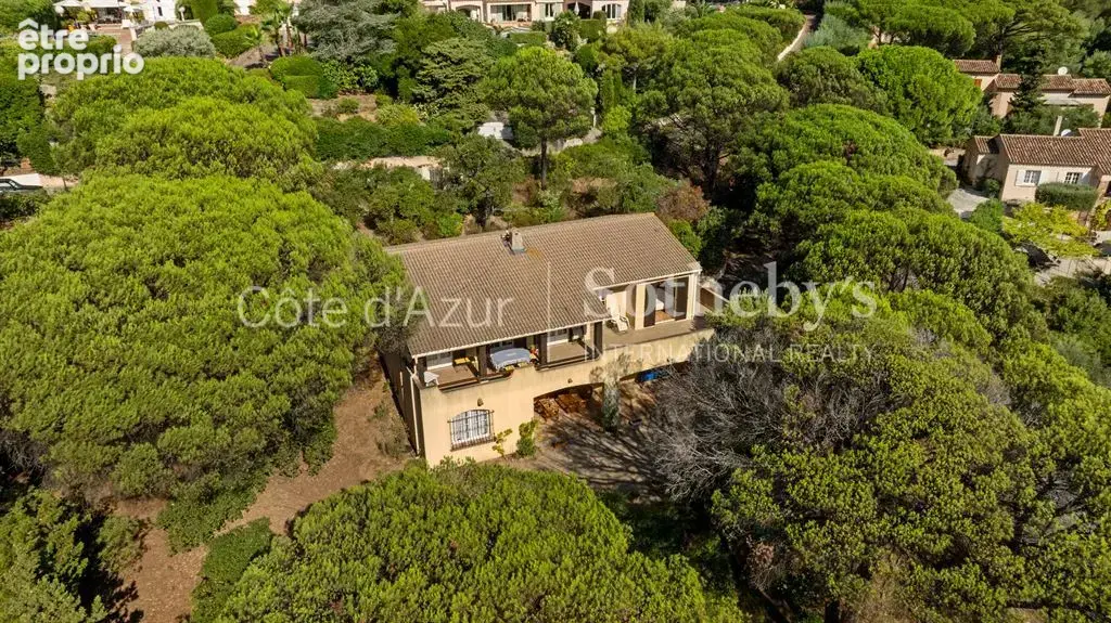 Sainte Maxime La Nartelle, propriété proche de la plage avec potentiel de construction - photo 4