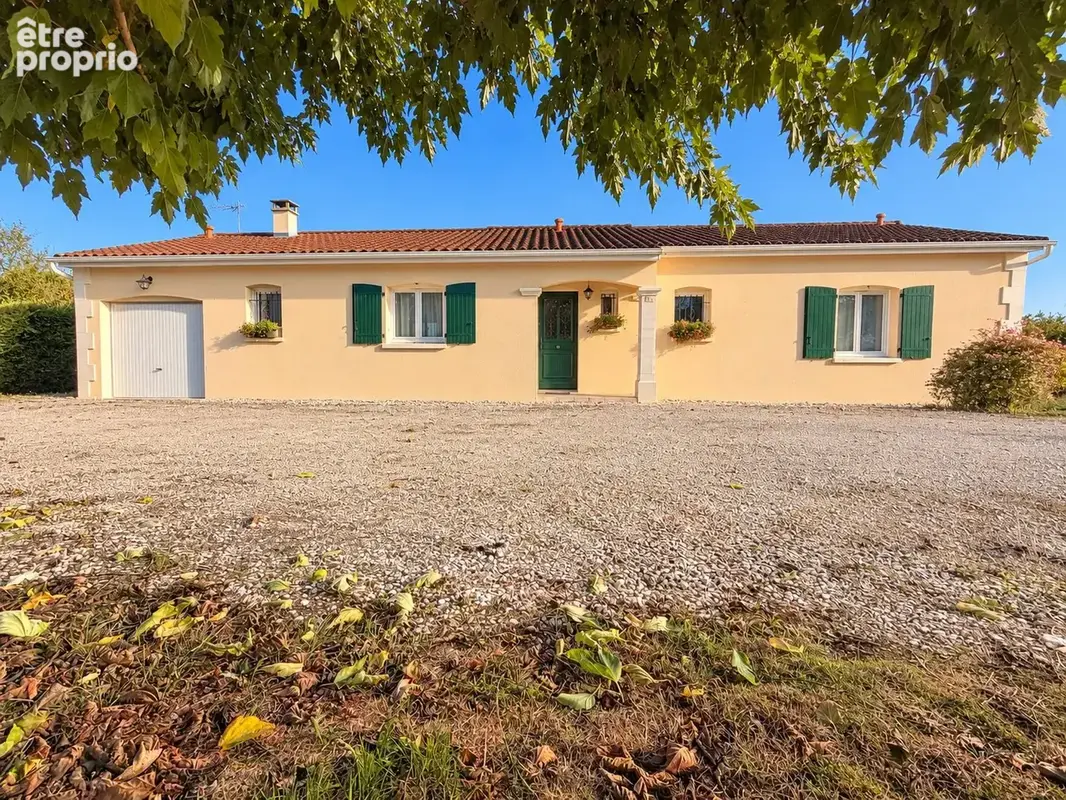 Maison 4 pièces 118 m² à vendre à Champagne-Vigny (16250) - photo 1