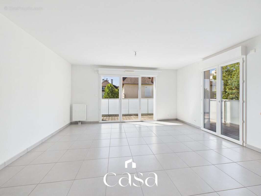 Appartement 64 m² à Caen  - photo 4