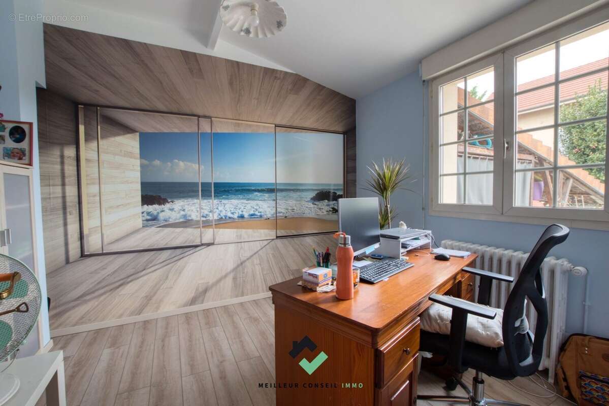 Maison à CHOISY-LE-ROI