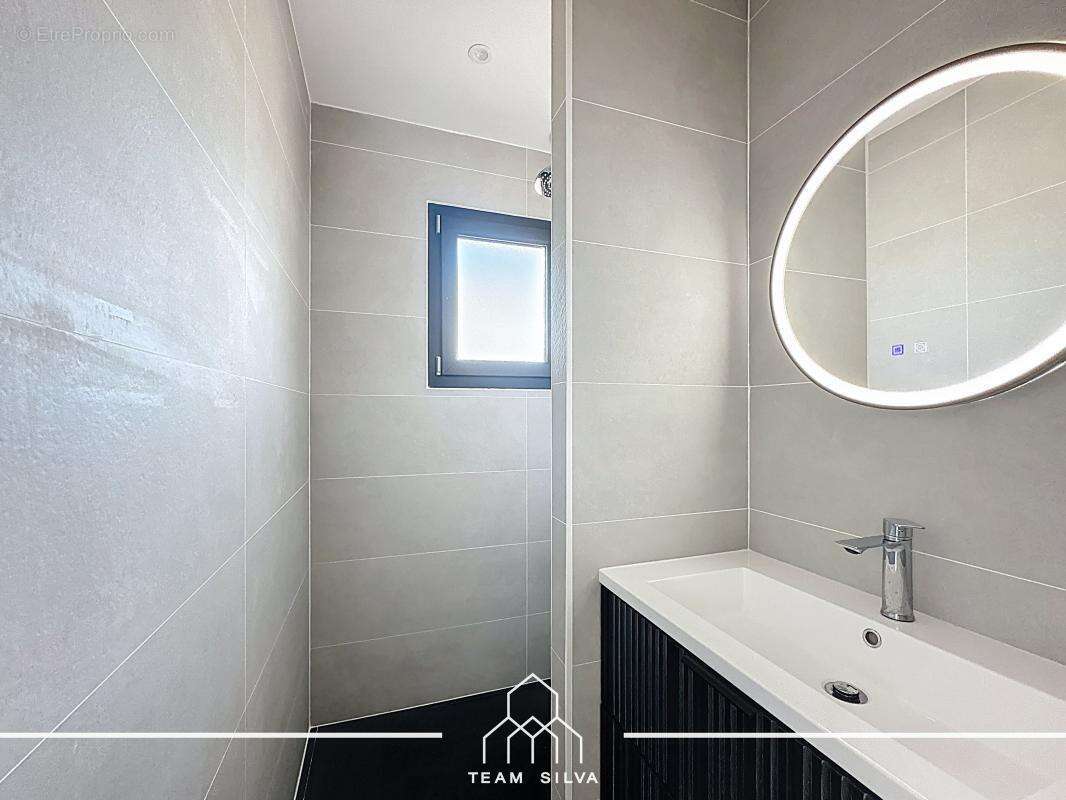 Maison à SAINT-ROMAIN-EN-GAL