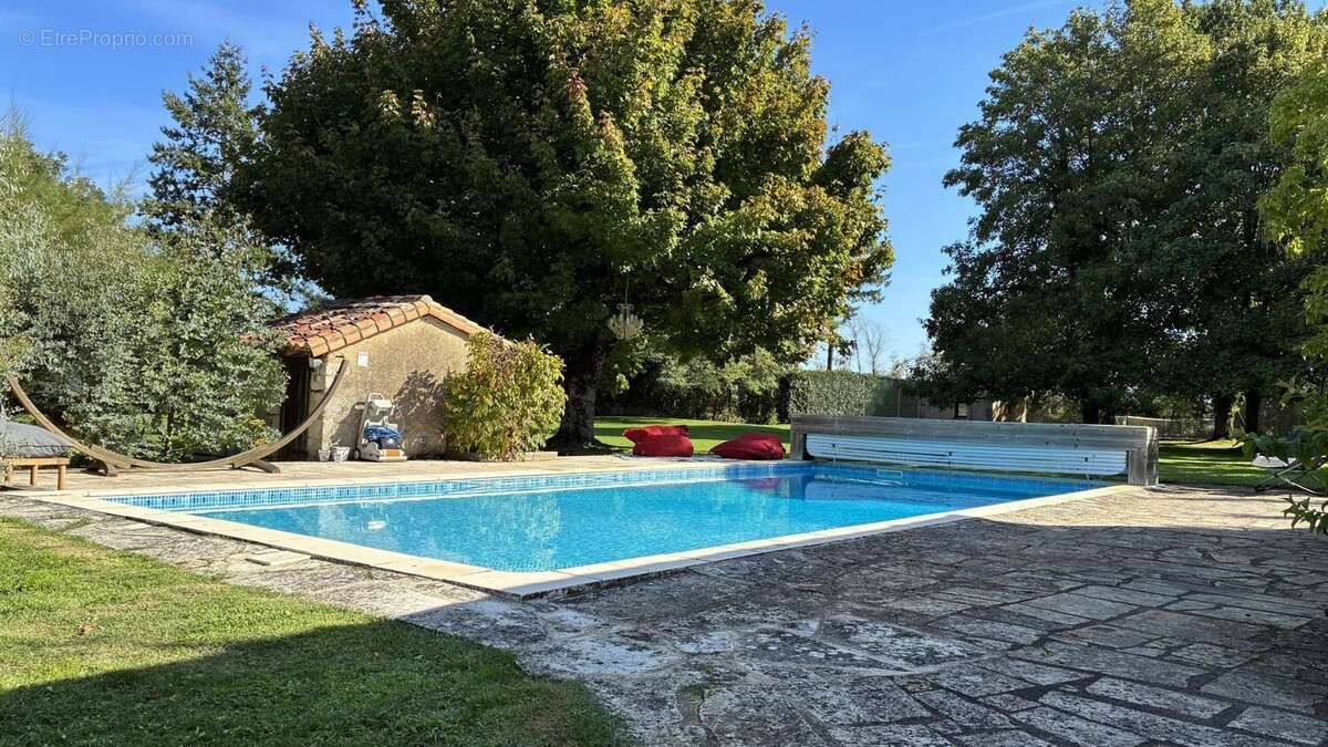 Maison à SAINT-SAVIN