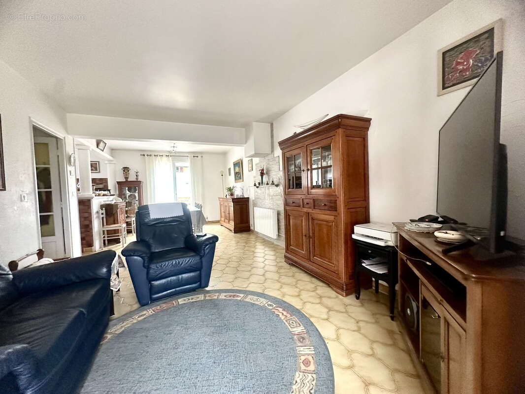 Maison 7 pieces de 171 m2 a la bouverie - photo 5