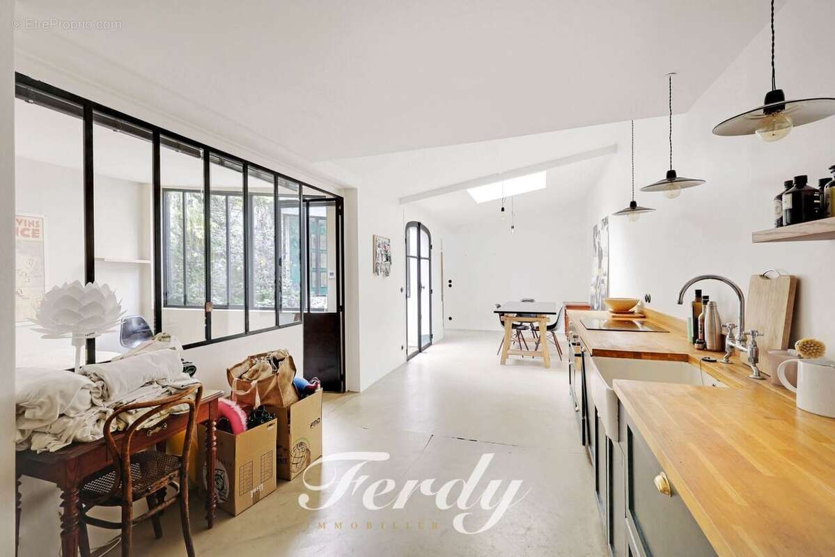 Maison à PARIS-15E