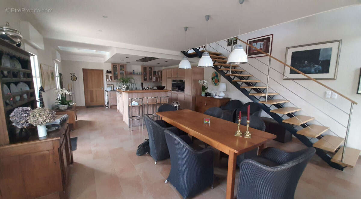 Maison à PLONEOUR-LANVERN