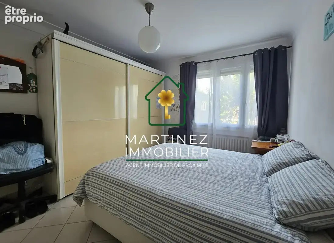 Maison 8 pièces 240 m² à vendre à Saint-Priest (69800) - photo 6