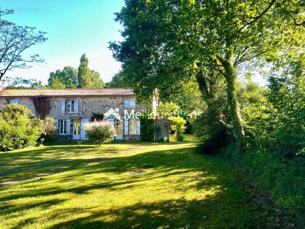Maison à LA ROCHE-SUR-YON