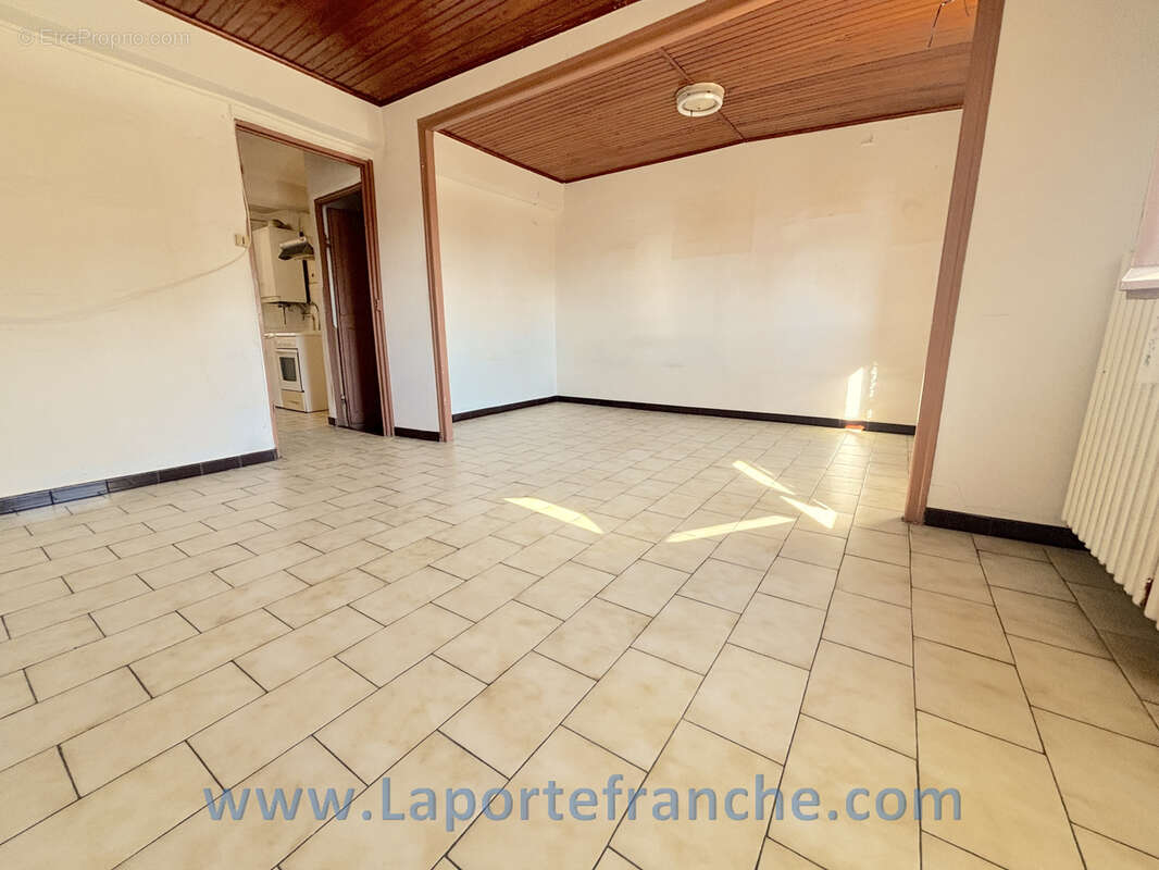Haut de Cagnes maison 120 m2 à rénover - photo 9