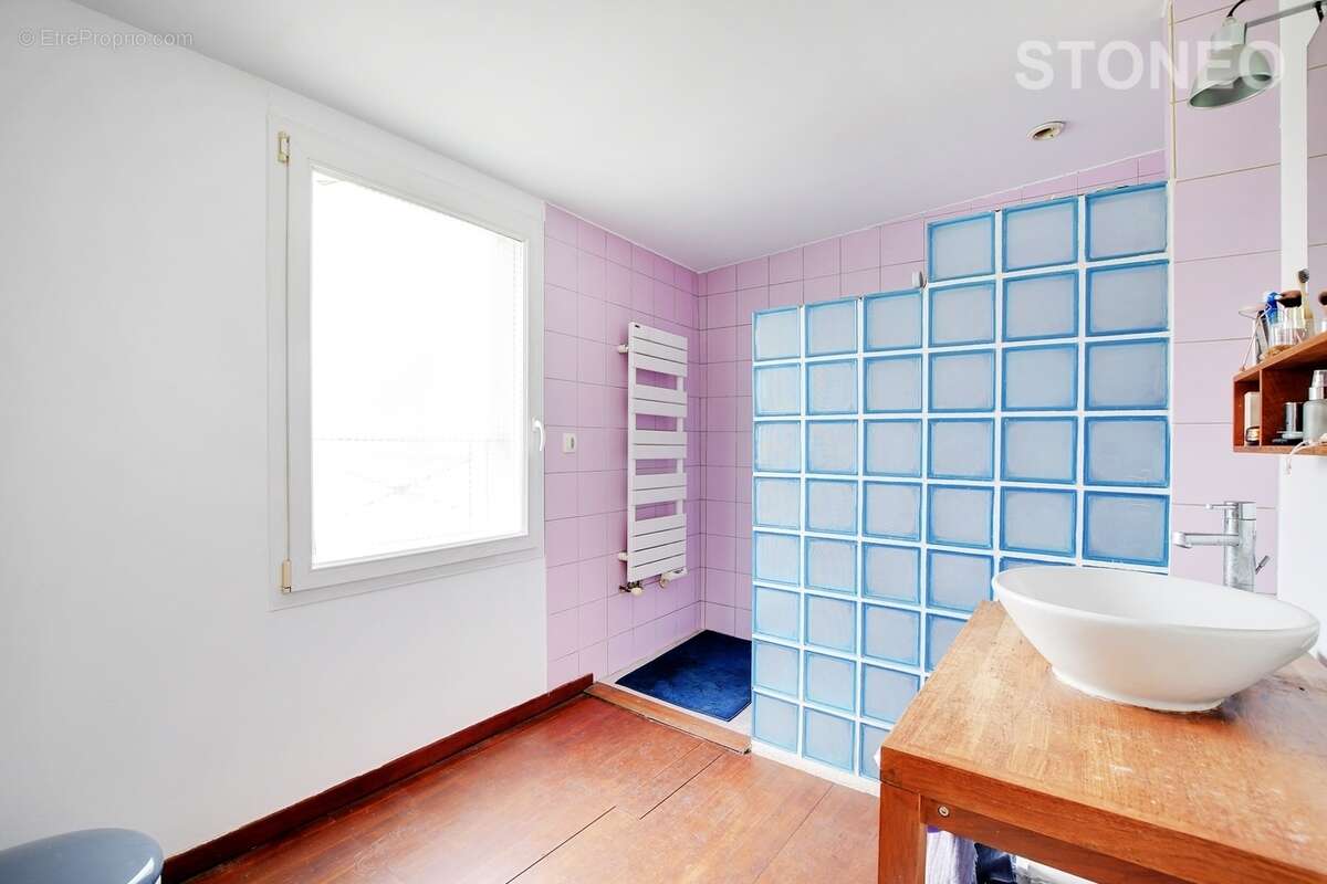 Maison à ISSY-LES-MOULINEAUX