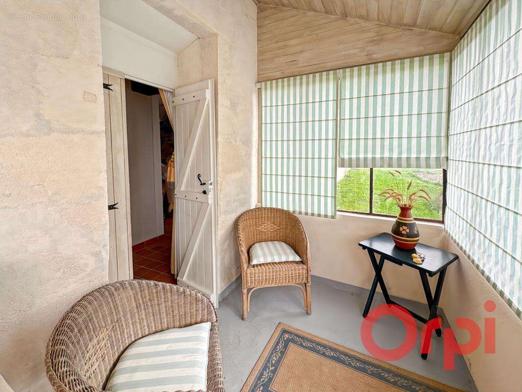 Maison à NEUILLY-EN-DUN