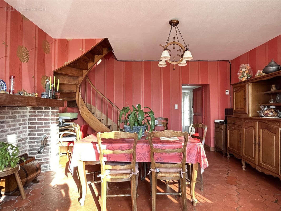 Maison à VIMOUTIERS