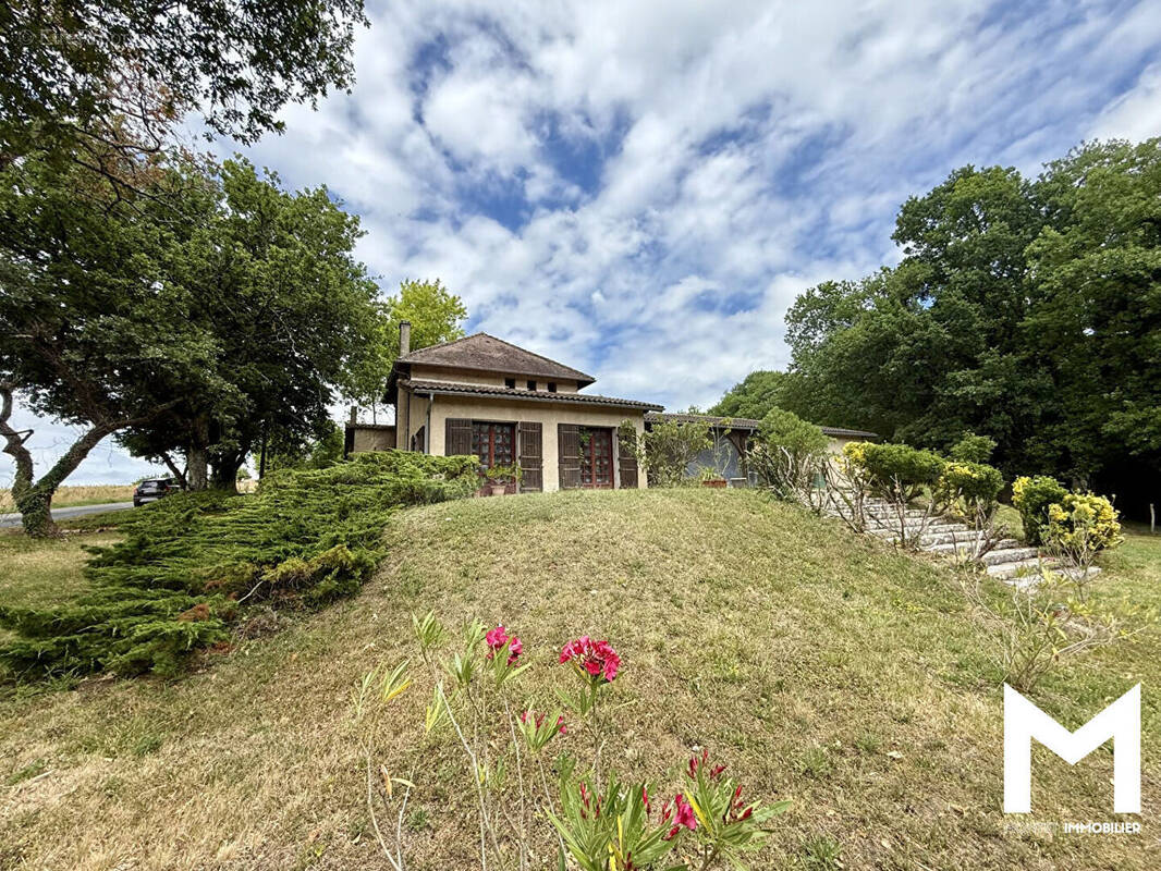 Maison à TRELISSAC