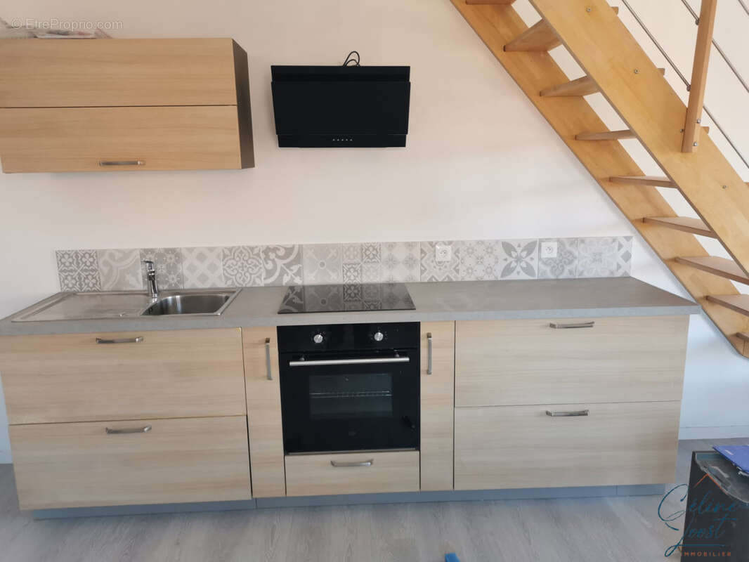 EXCLUSIF - Appartement 2P en duplex de 40 m2 hab. avec stationnement - photo 3