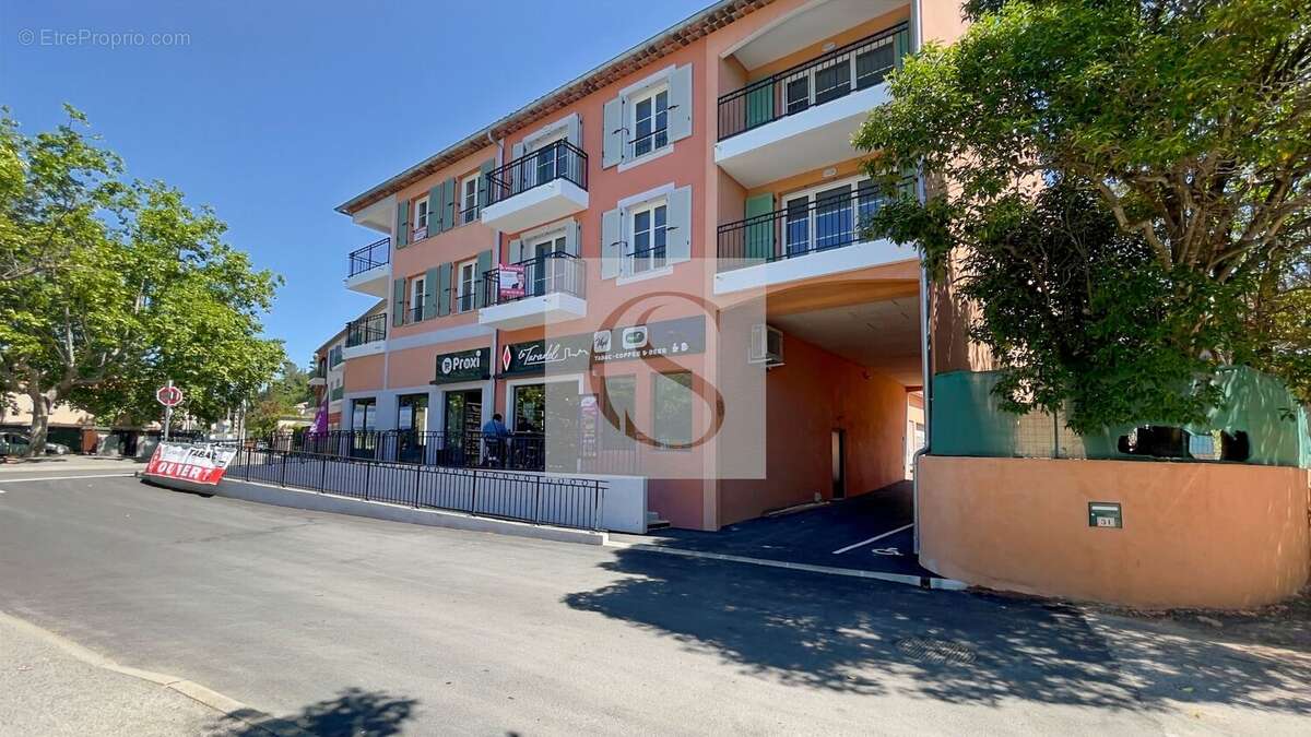 Appartement à TARADEAU