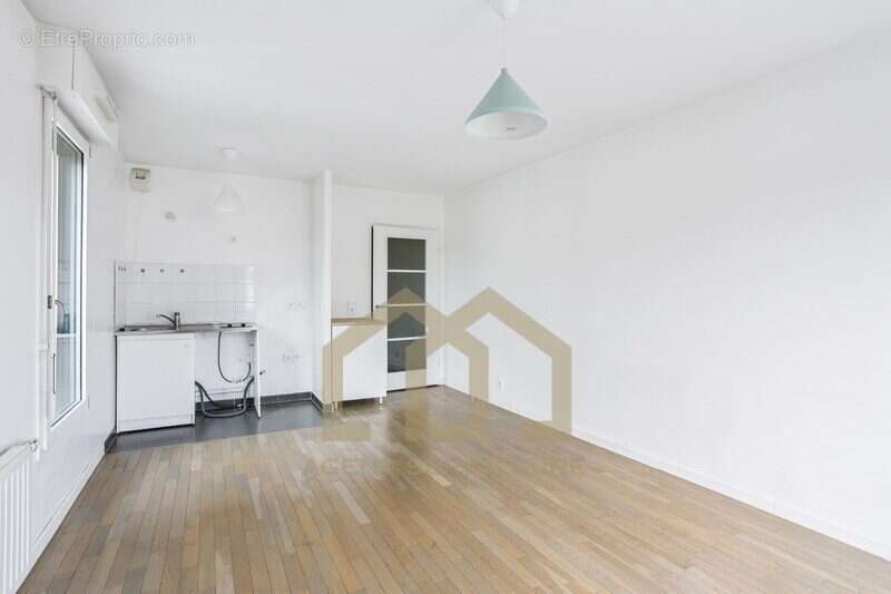 Appartement à MAISONS-ALFORT