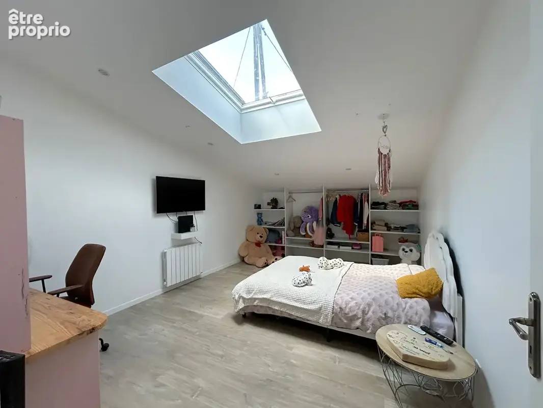 Maison spacieuse à vendre à Le Chay - 7 pièces, 225 m² - photo 11