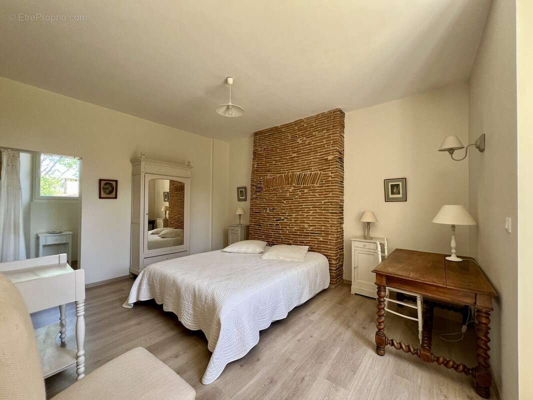 Maison 286 m² à Bergerac  - photo 4