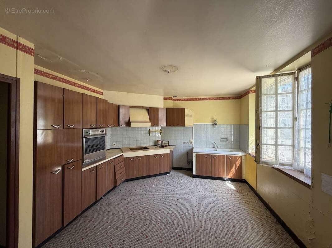 Maison à SAINT-CLAR