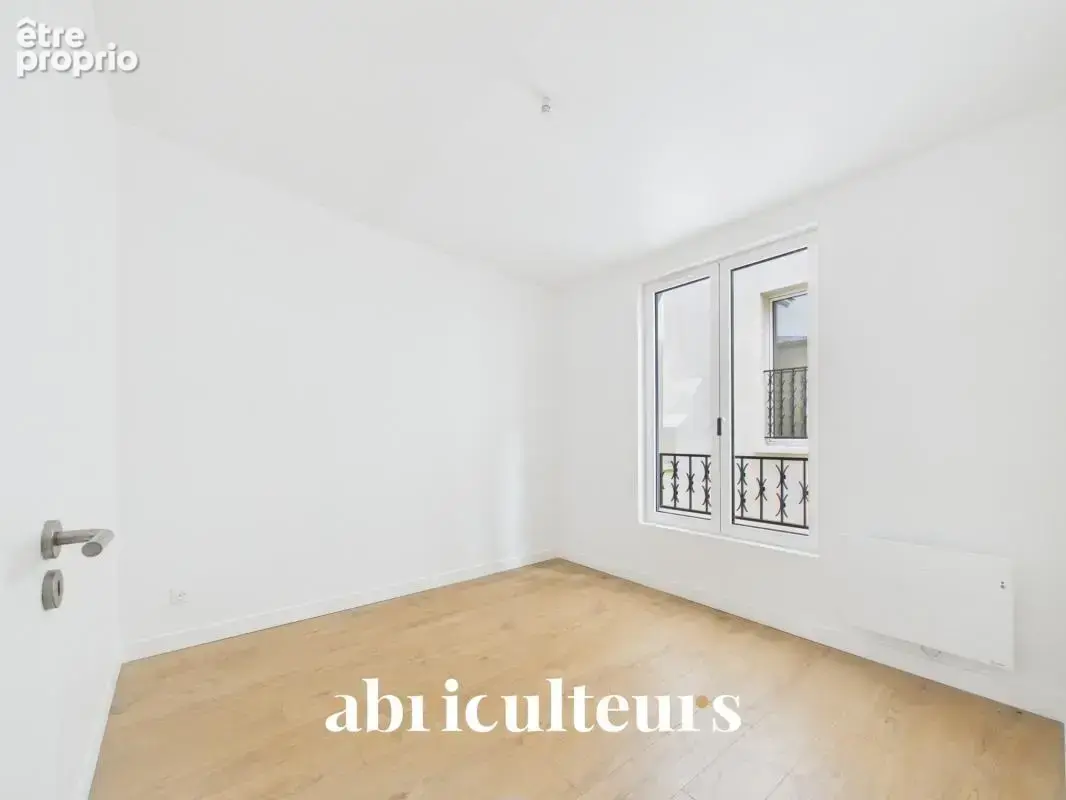 Beau duplex "esprit maison" rénové et confortable au cœur du 18ᵉ arrondissement - photo 9
