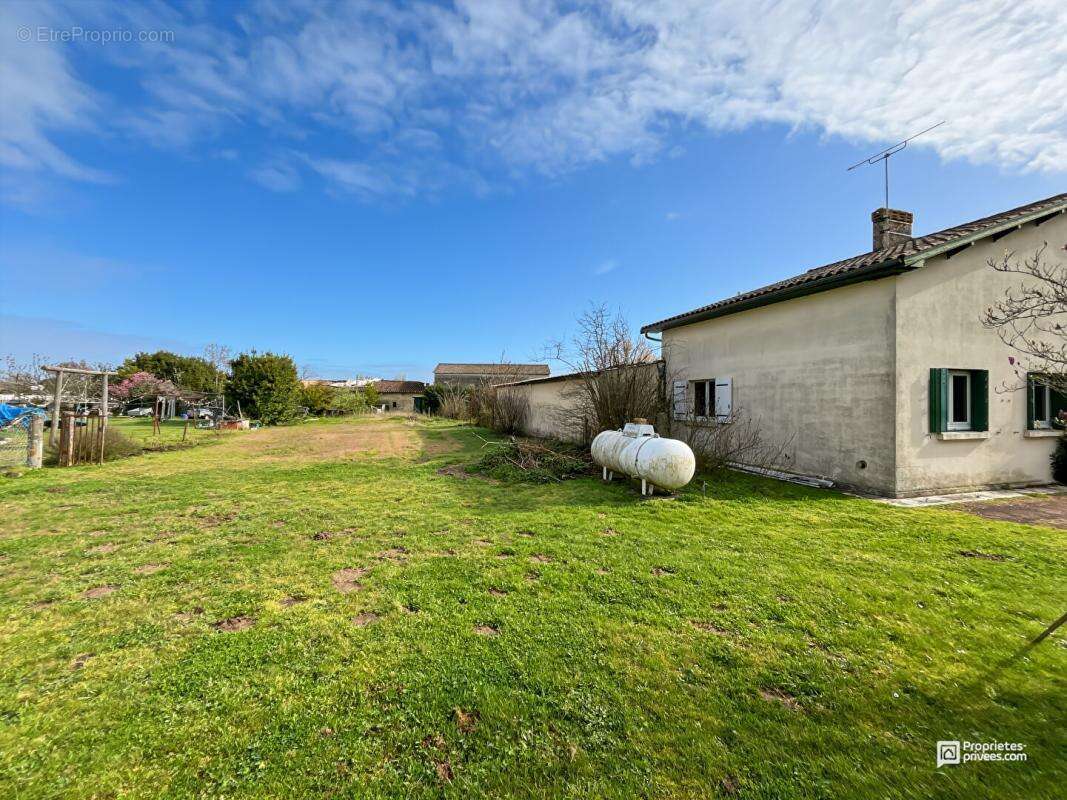 Maison à VIRSAC
