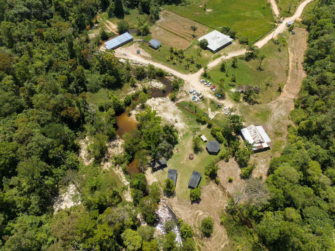 Maison à MONTSINERY-TONNEGRANDE