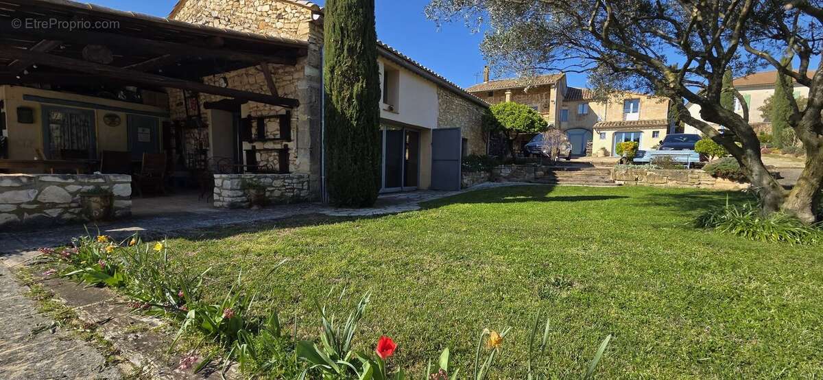 Maison à UZES