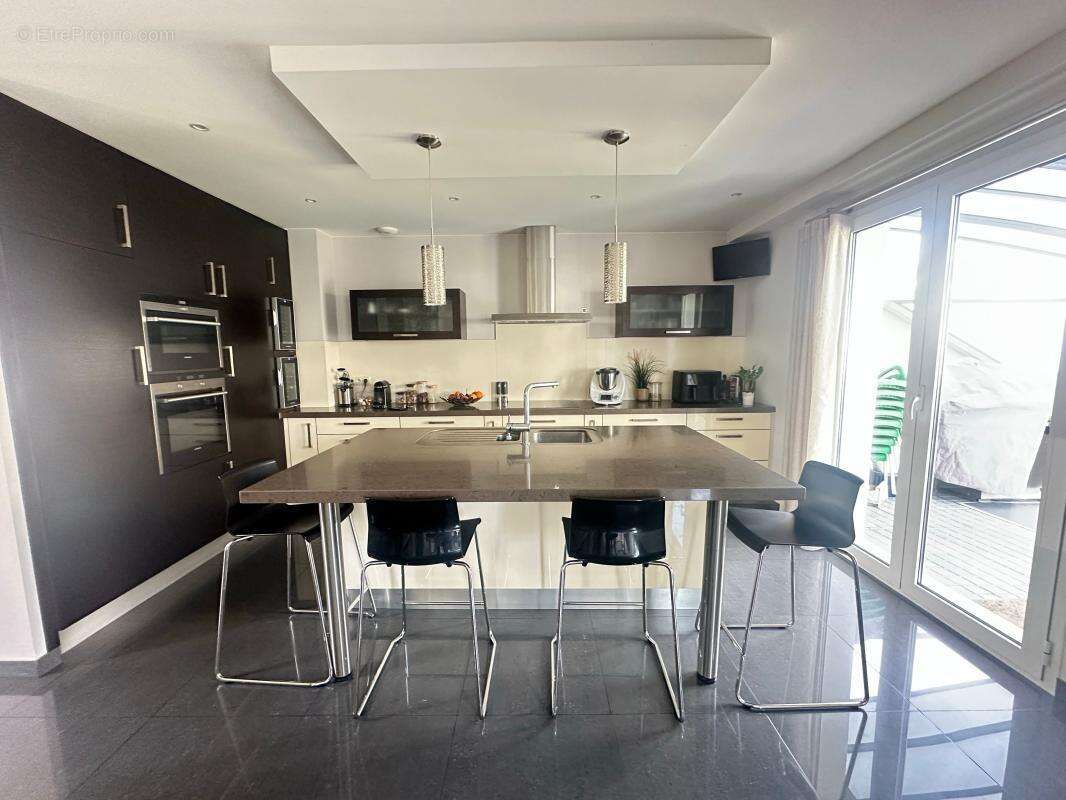 Maison à LE PLESSIS-TREVISE