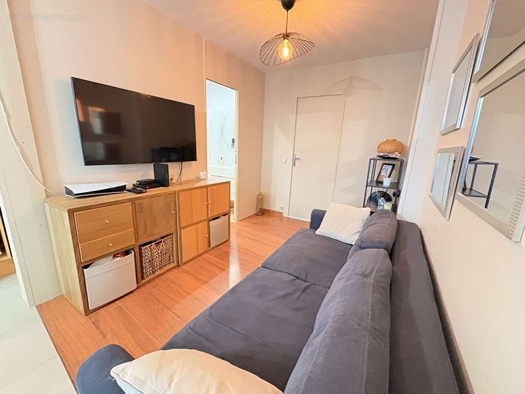 Appartement 2 pièces Proche Bornel - photo 2