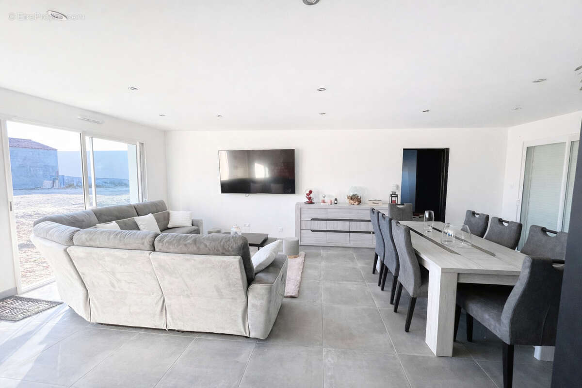 Maison à CHAILLE-LES-MARAIS