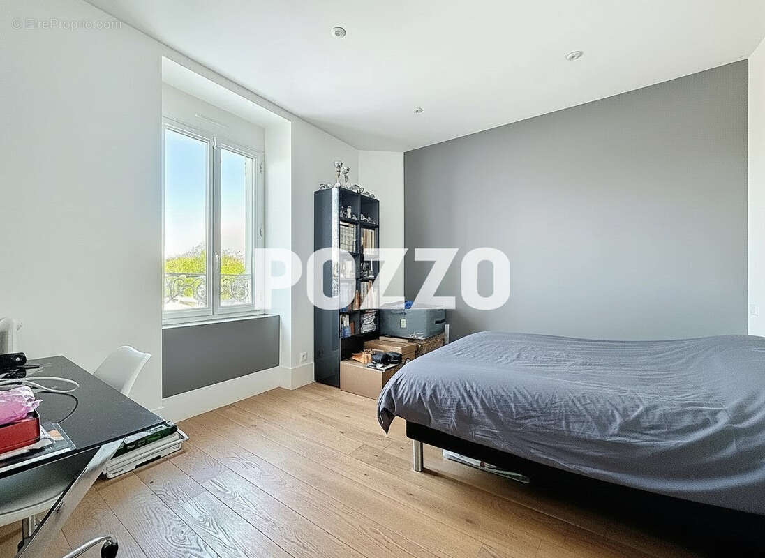 Maison à DONVILLE-LES-BAINS