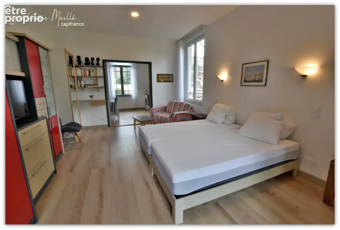 Immeuble rénové composé de 2 appartements meublés avec extérieurs – Lamalou-les-Bains (34240) - photo 3