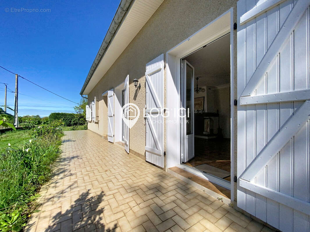 Maison à MONTARDON