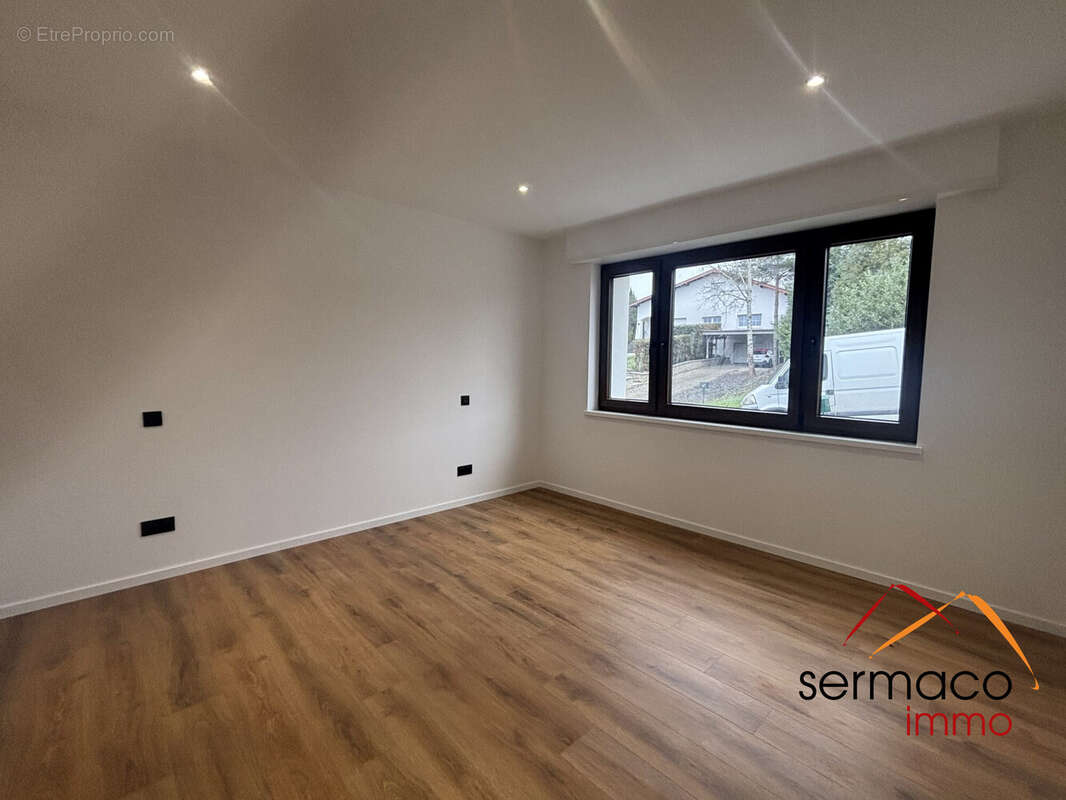 Maison à NEUFGRANGE