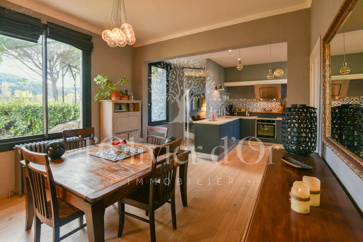 Maison à VAISON-LA-ROMAINE