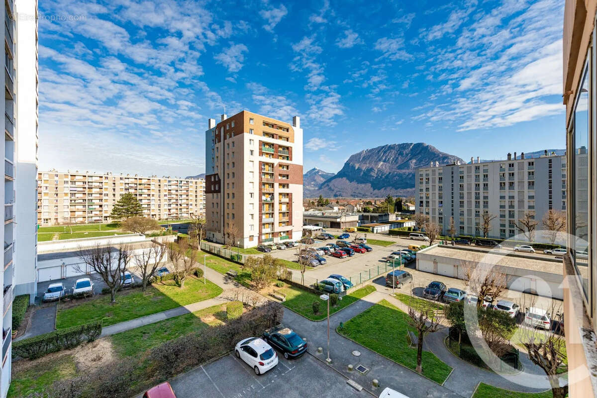 Appartement à SASSENAGE