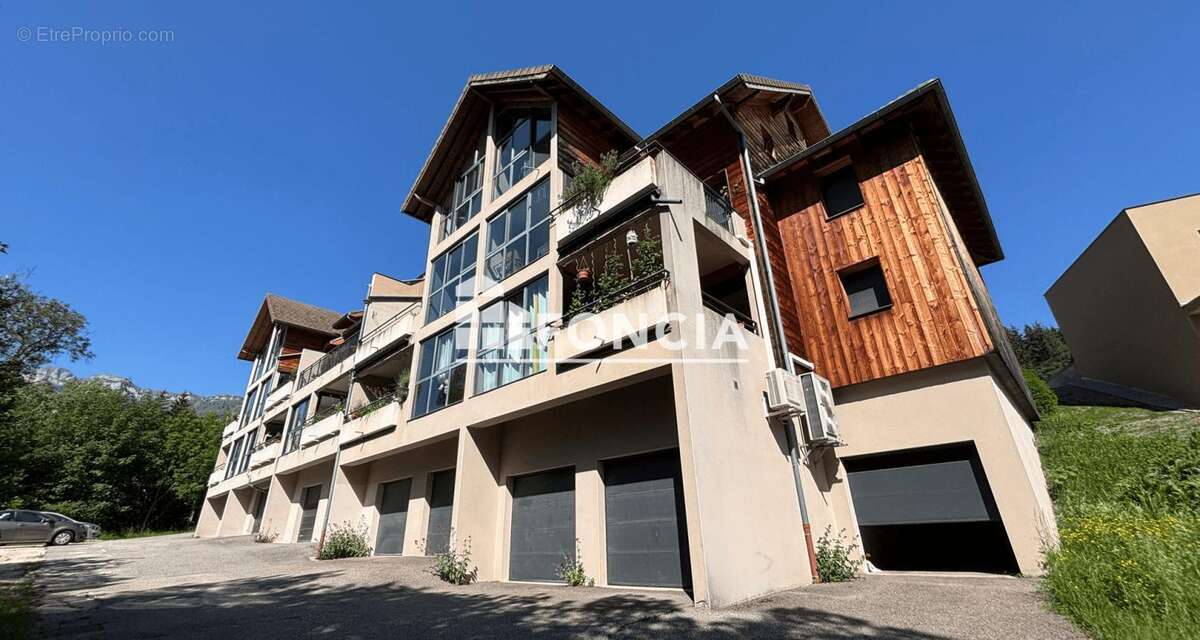 Appartement à MONESTIER-DE-CLERMONT