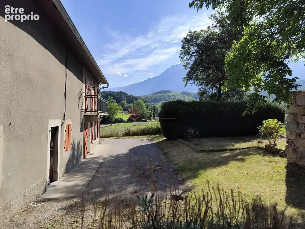 Photo Maison à Chauffayer au prix de 210 000€