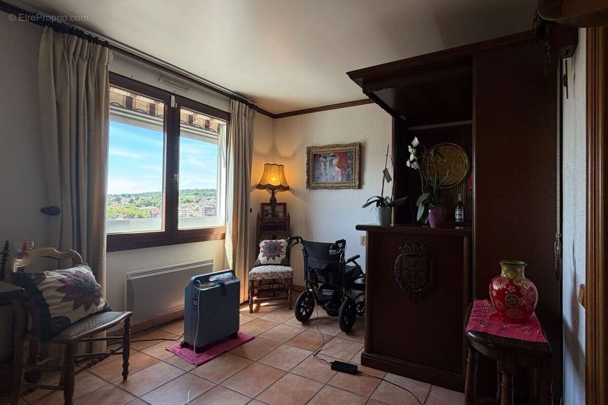 Appartement à CHAVILLE