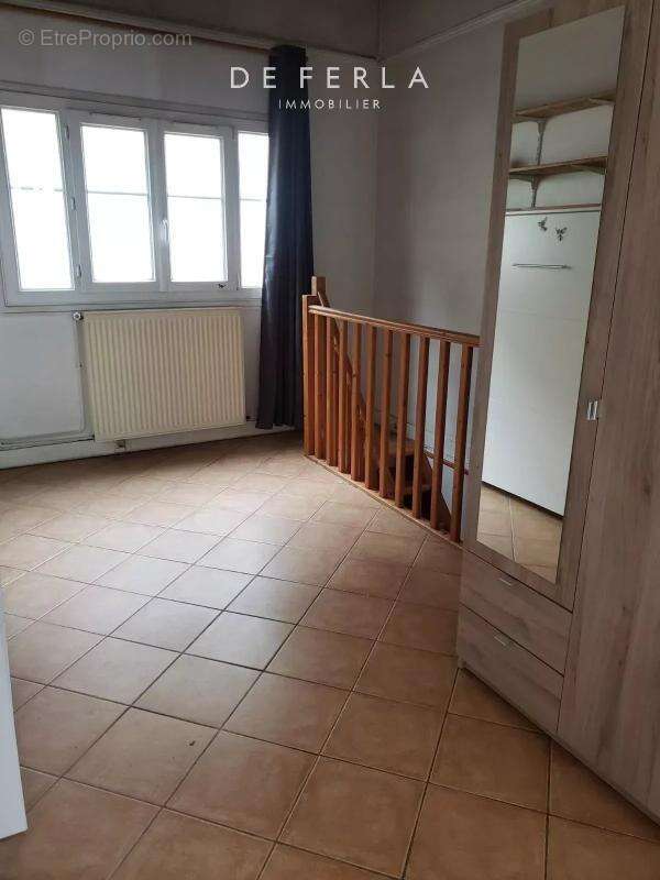 Maison à PARIS-18E