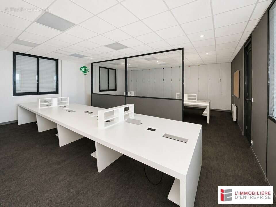 Bureaux a vendre - photo 2