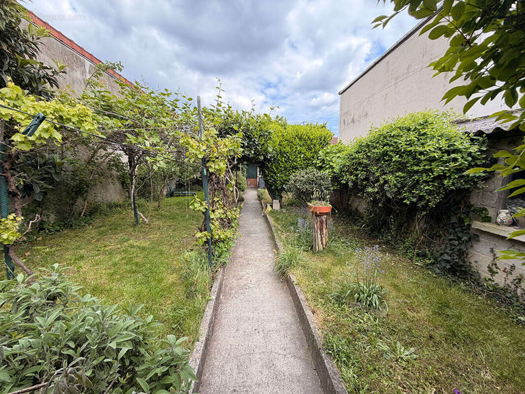 Maison à BOBIGNY