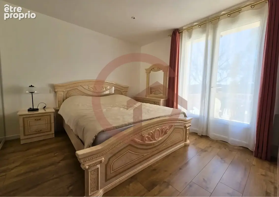 Viager Occupé — Villa plain-pied 108 m2 piscine vue Estérel — Saint-Raphaël Valescure - DÉCOTE 25% - photo 11