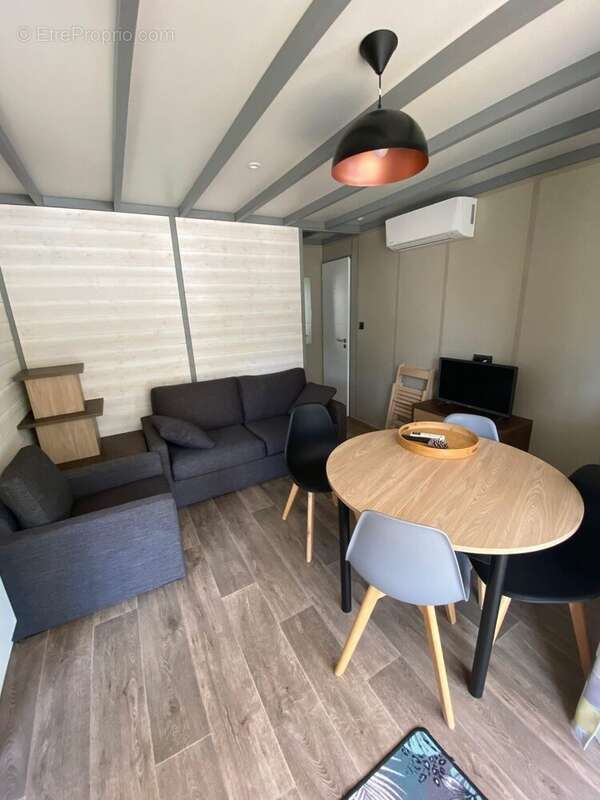 salon climatisée